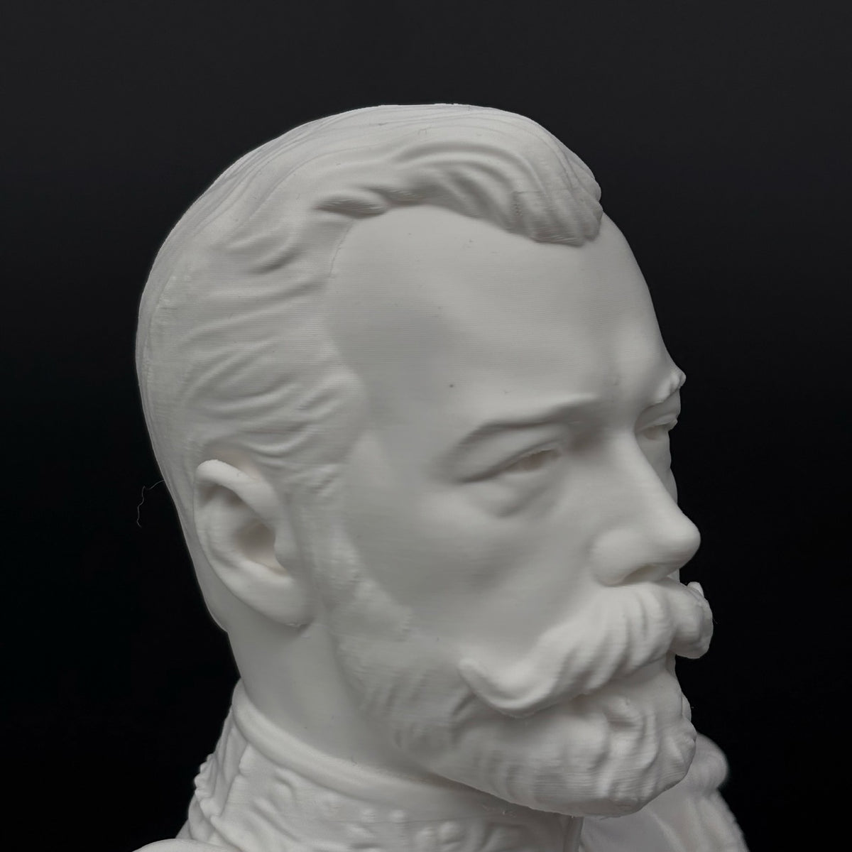 Zar Nikolaus II Büste – detailreiche 3D-gedruckte Dekoration