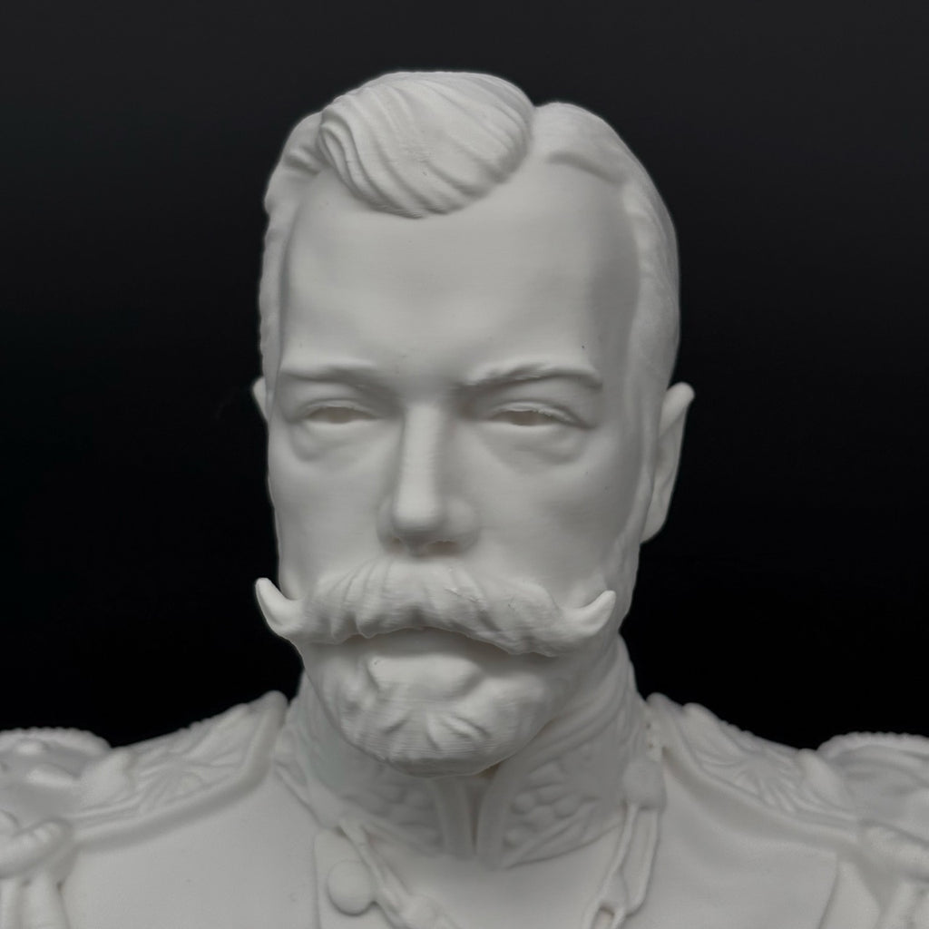 Romanov Statue Nikolaus II – weiße historische Büste für Sammler