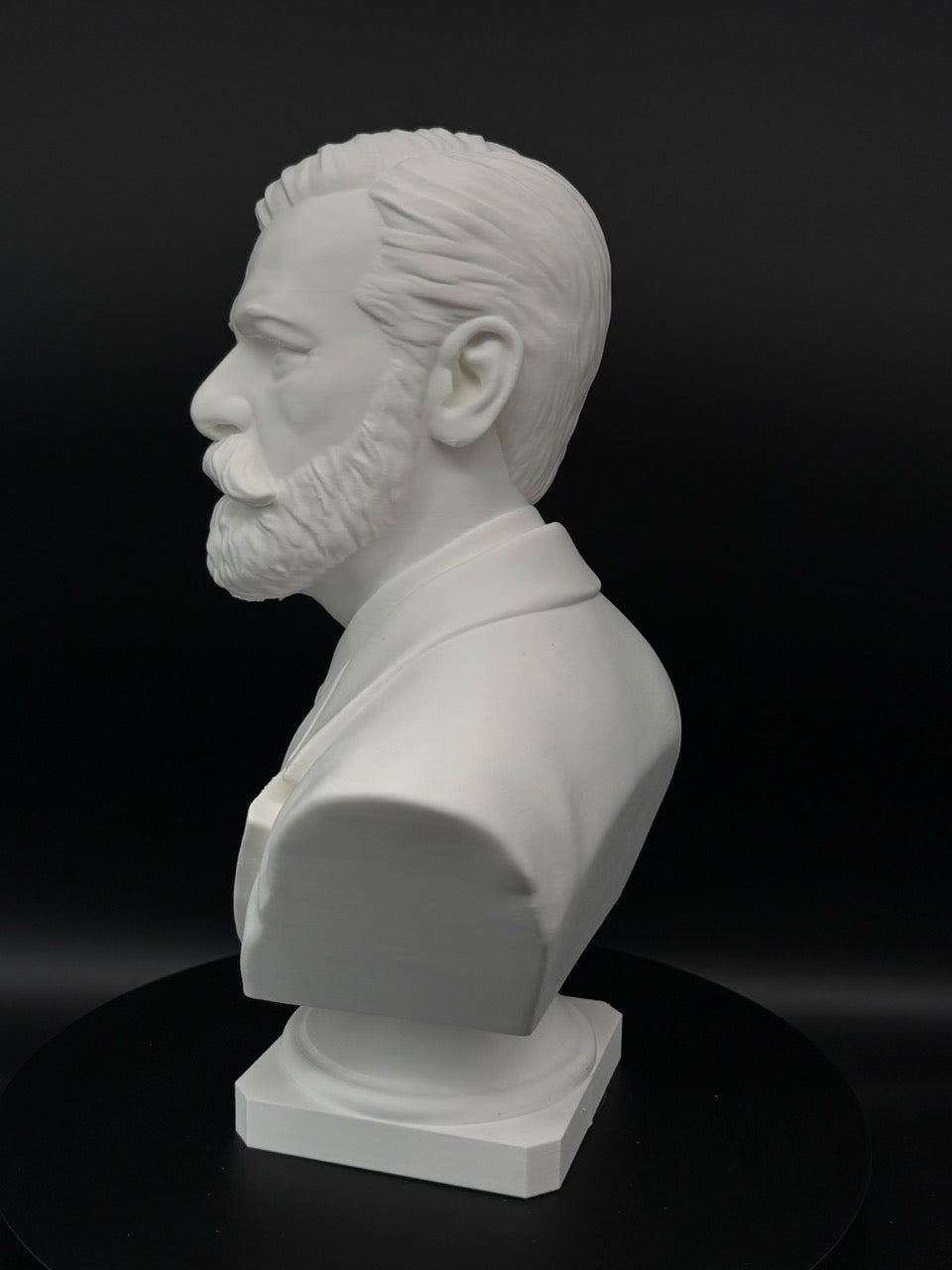 Sigmund Freud Statue – dekorative Büste für Bibliothek und Praxis