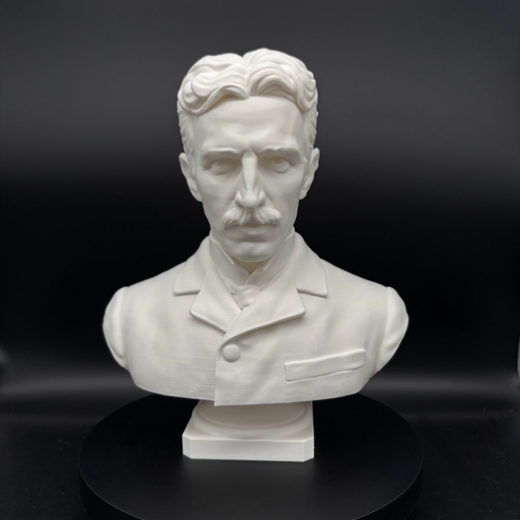 Nikola Tesla Büste – Detailansicht der Büste, Produktfoto 09